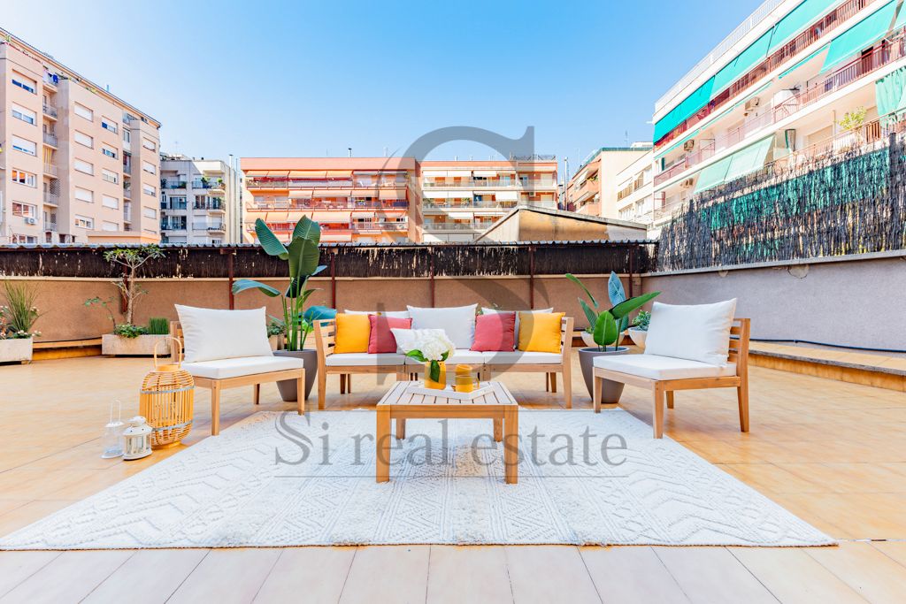 Terrace of Flat for sale in  Barcelona Capital  with Air Conditioner, Heating and Parquet flooring