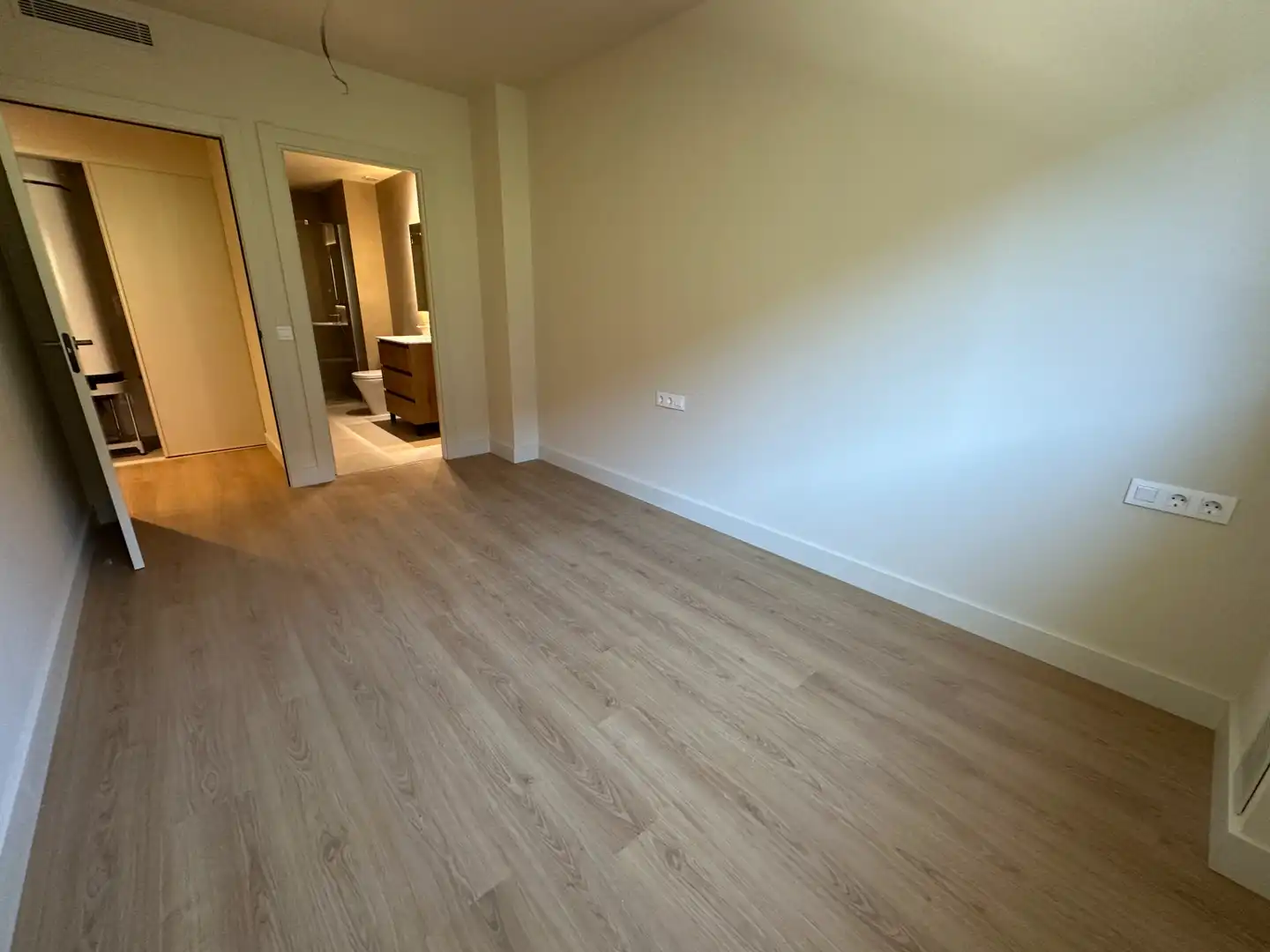 Neubau-Wohnung mit Terrasse zum Verkauf in Avinguda de Catalunya 55, imagen 13