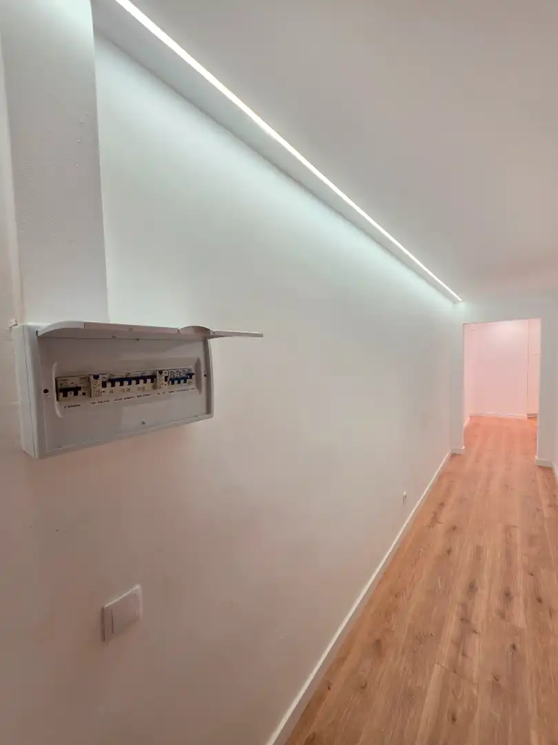 Wohnung zum Verkauf in Tarragona mit Klimaanlage, Heizung und Parkett