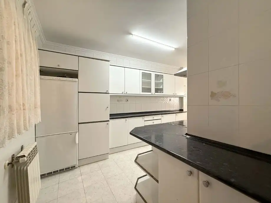 Kitchen of Flat for sale in Casco Viejo
