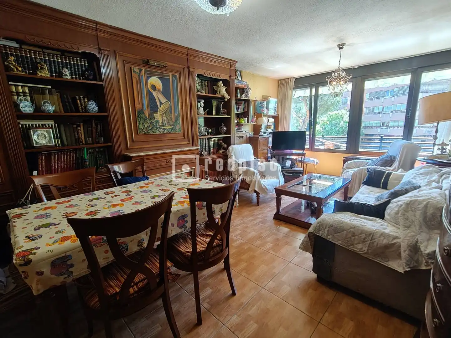 Wohnzimmer von Wohnung zum Verkauf in Madrid mit Klimaanlage, Heizung und Privatgarten