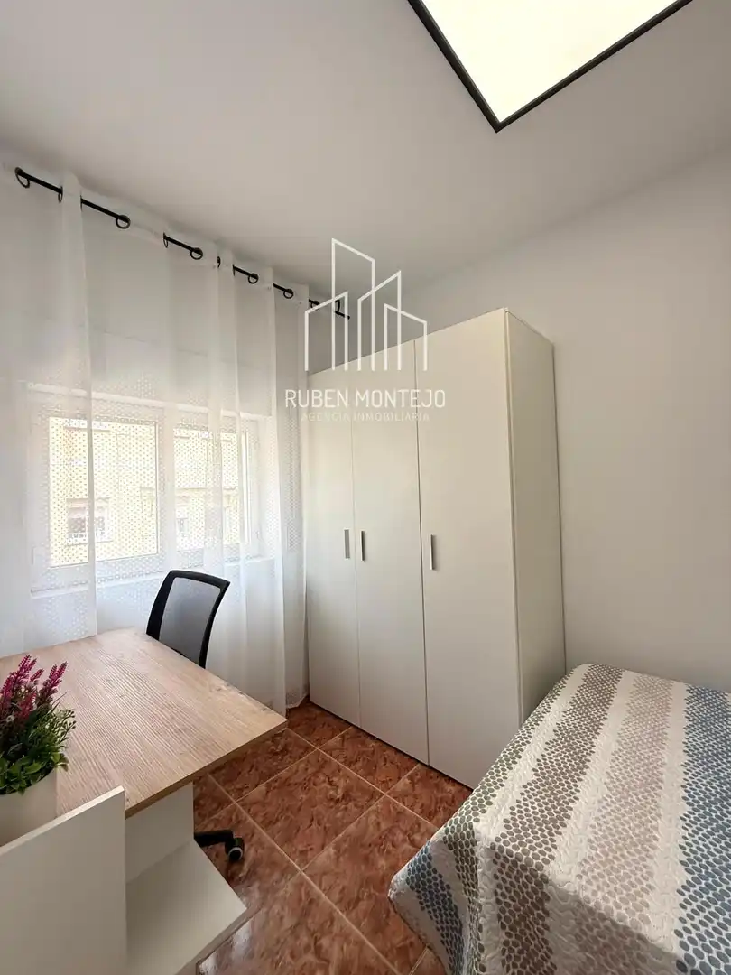 Habitación de Piso en venta en Salamanca con Calefacción, Amueblado y Horno