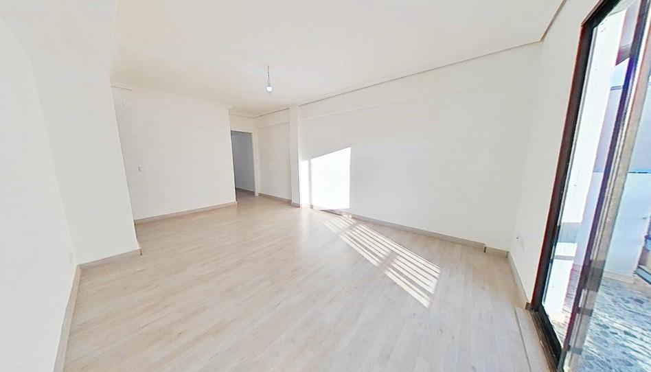 Foto 1 de Piso de alquiler en Plaza Xúquer, Valencia