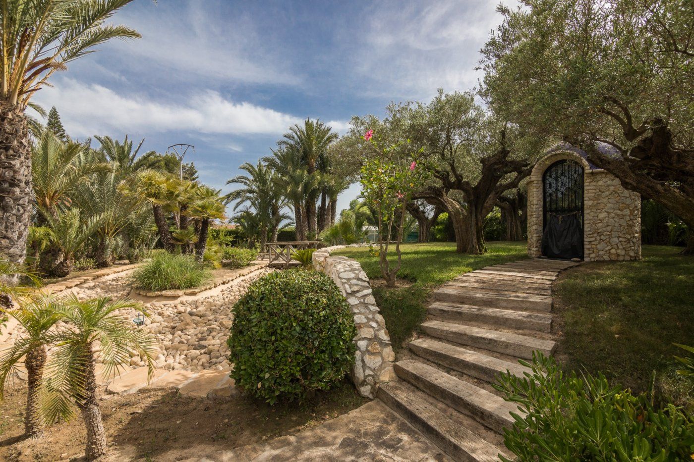 Garden of House or chalet for sale in Elche / Elx  with Terrace, Storage room and Swimming Pool