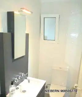 Baño de Piso de alquiler en Cartagena con Aire acondicionado, Parquet y Amueblado
