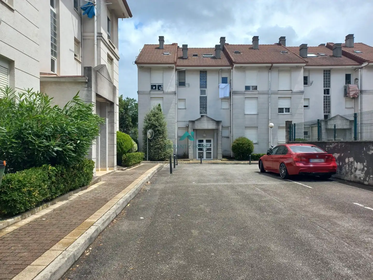 Vista exterior de Ático en venta en Bárcena de Cicero con Amueblado y Piscina comunitaria