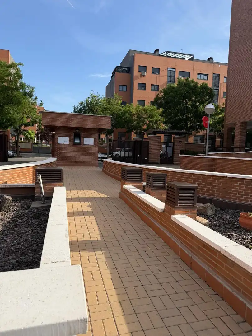Terraza de Piso en venta en Valdemoro con Calefacción, Trastero y Piscina comunitaria
