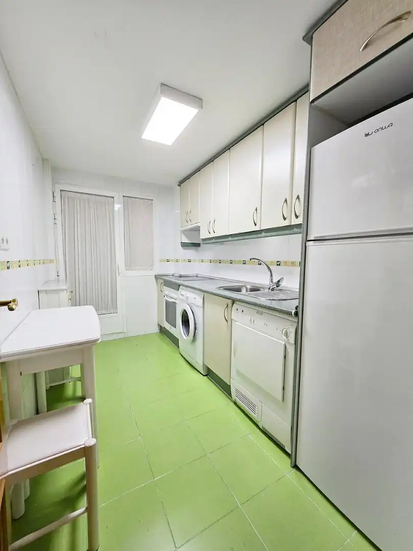 Küche von Wohnung zur Miete in Leganés mit Klimaanlage, Heizung und Parkett