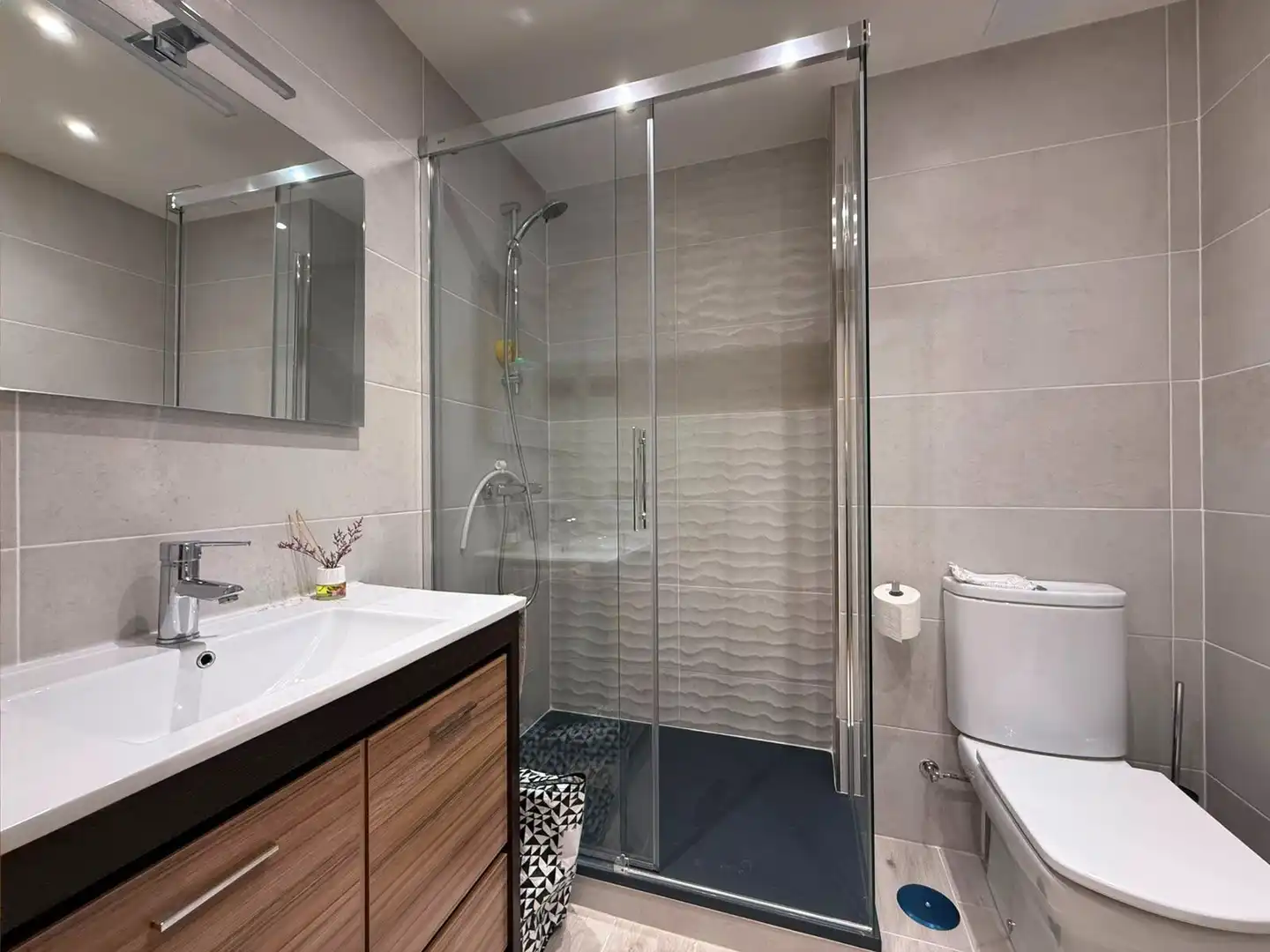Badezimmer von Wohnung zum Verkauf in Getafe mit Heizung, Terrasse und Abstellraum
