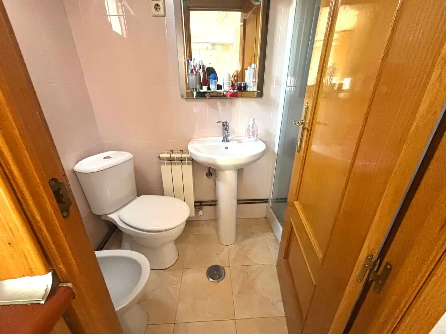 Baño de Piso en venta en Madrid con Aire acondicionado, Calefacción y Amueblado