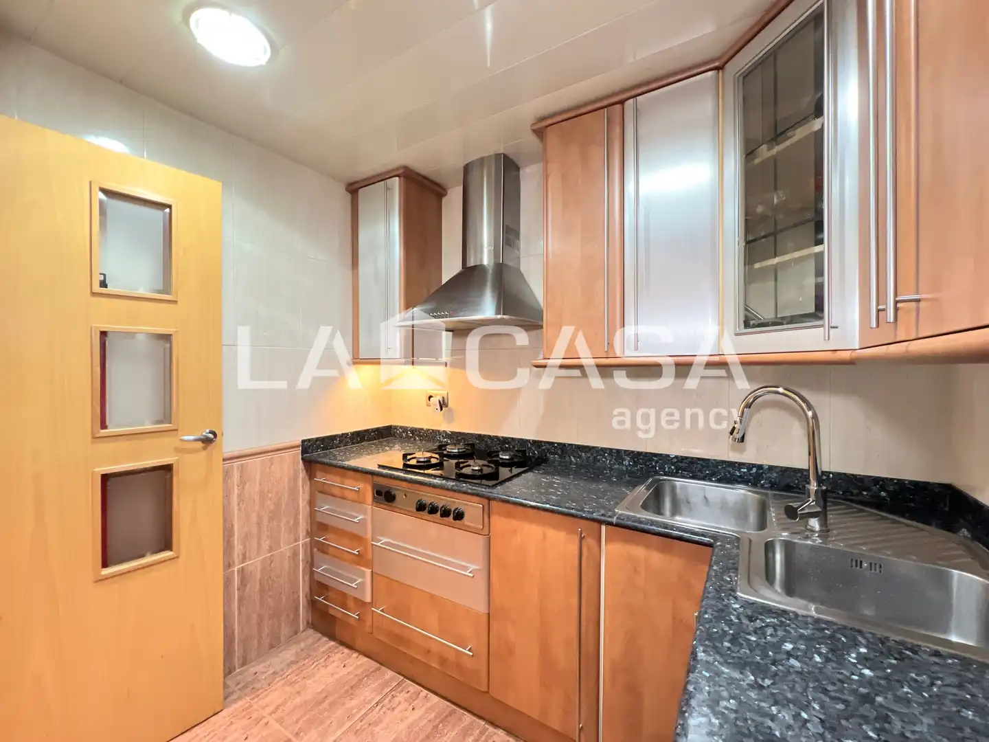 Kitchen of Flat for sale in Badalona  with Heating and Balcony