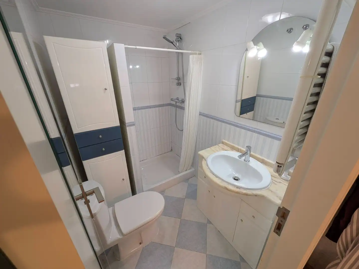 Baño de Apartamento en venta en Benicasim / Benicàssim con Aire acondicionado, Jardín privado y Terraza