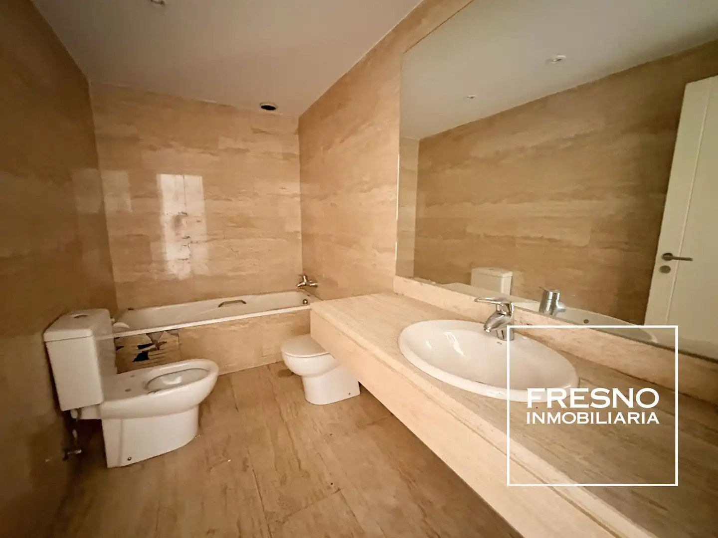 Bathroom of Flat for sale in Madrid  with Heating, Storage room and Community pool