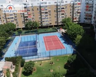 Exterior view of Flat for sale in  Sevilla Capital  with Air Conditioner, Terrace and Alarm