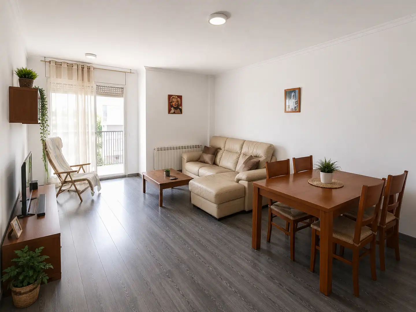 Wohnzimmer von Wohnung zum Verkauf in Terrassa mit Heizung, Parkett und Balkon