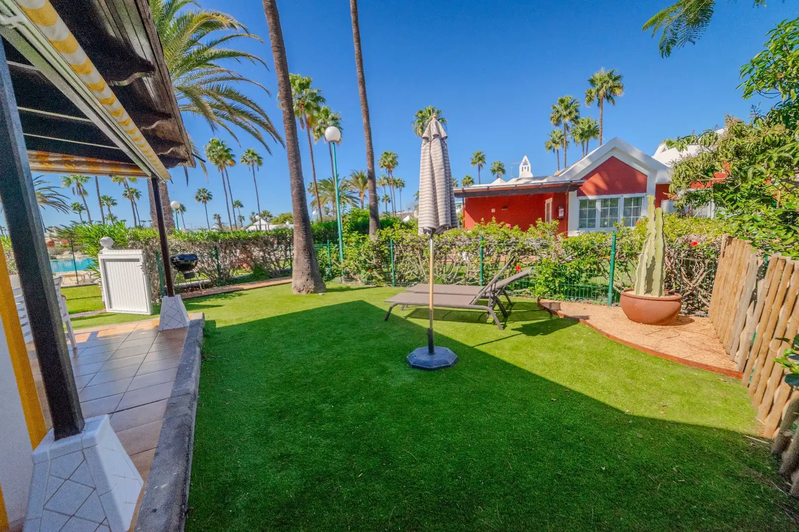 Jardí de Casa o xalet en venda en San Bartolomé de Tirajana amb Aire condicionat, Jardí privat i Terrassa