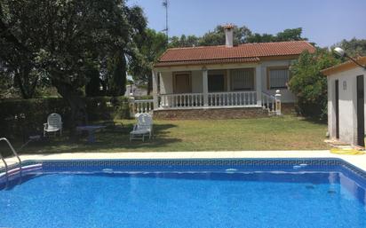 Jardí de Casa o xalet en venda en Castilblanco de los Arroyos amb Aire condicionat i Piscina