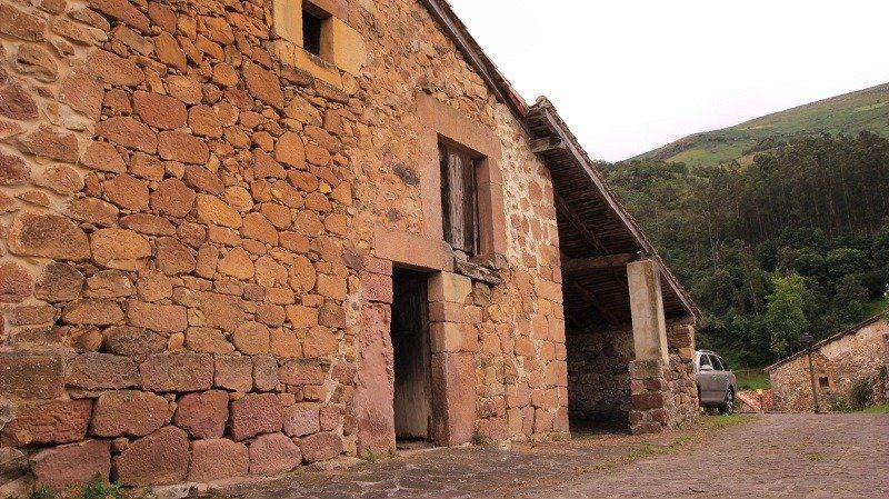 Vista exterior de Casa o xalet en venda en Cabuérniga