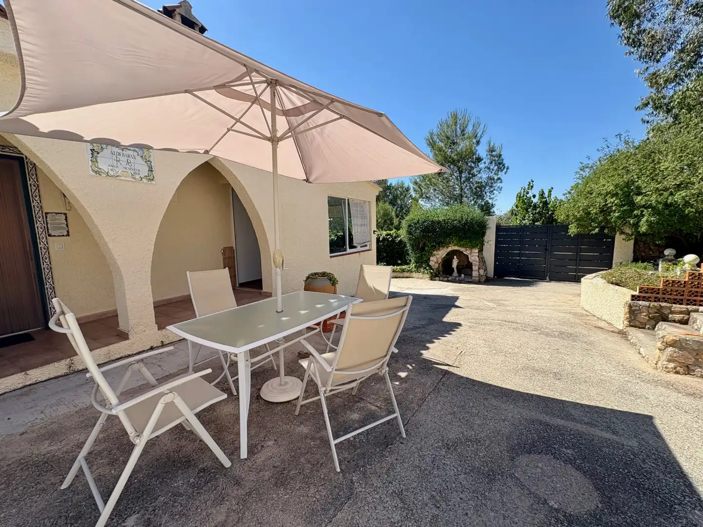 Terrassa de Casa o xalet en venda en Cheste amb Aire condicionat, Calefacció i Jardí privat