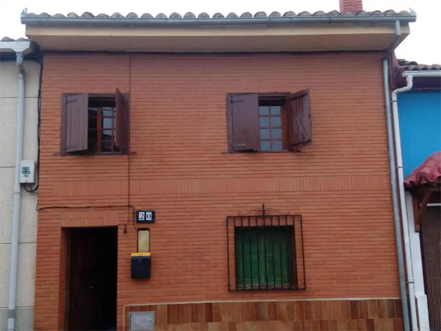 Vista exterior de Casa adosada en venda en El Burgo Ranero 