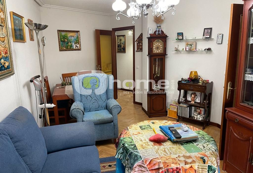 Sala d'estar de Pis en venda en Zamora Capital  amb Calefacció i Terrassa