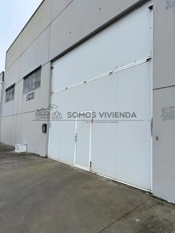 Vista exterior de Nau industrial de lloguer en Allariz