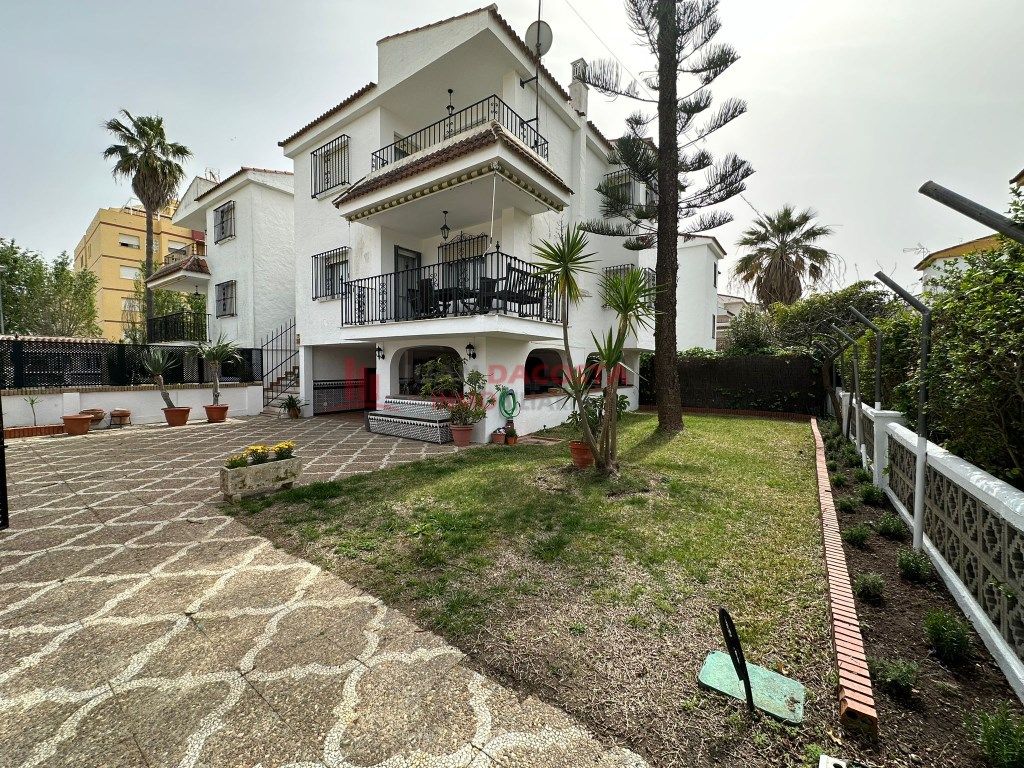 Garden of House or chalet to rent in La Antilla