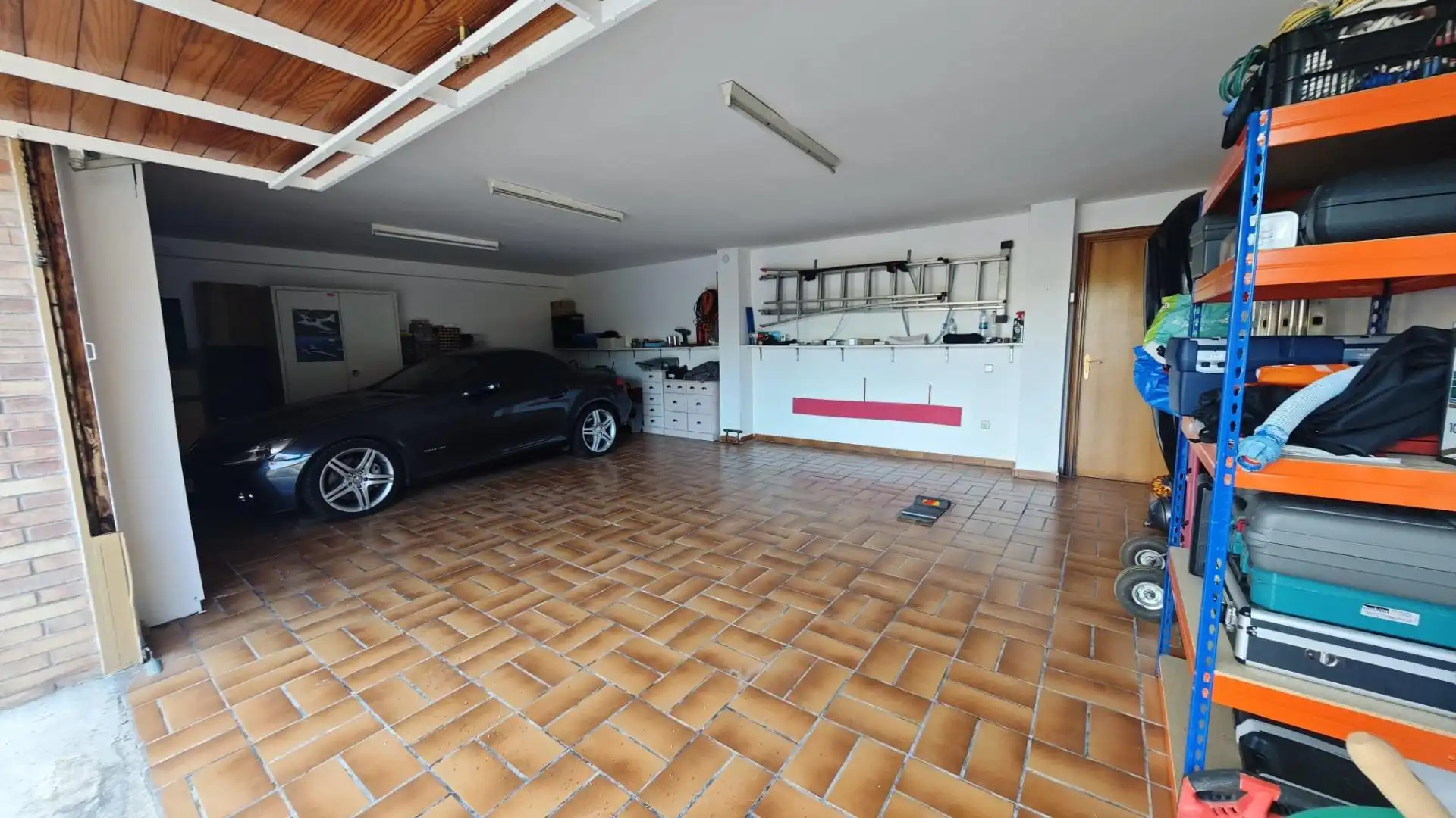 Aparcament de Casa o xalet en venda en Vilanova i la Geltrú