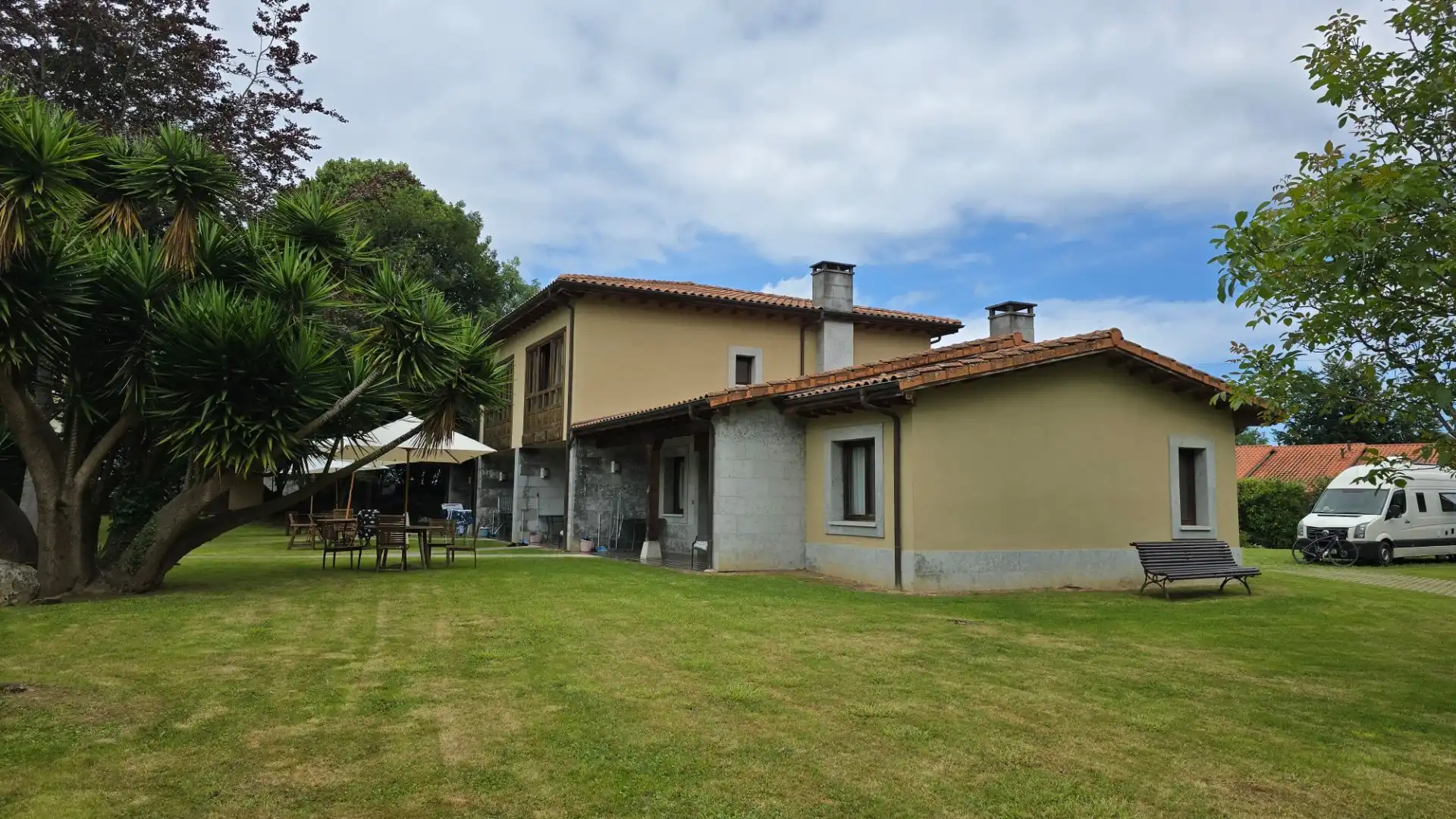 Casa o xalet en venda en Llanes amb Calefacció, Jardí privat i Piscina