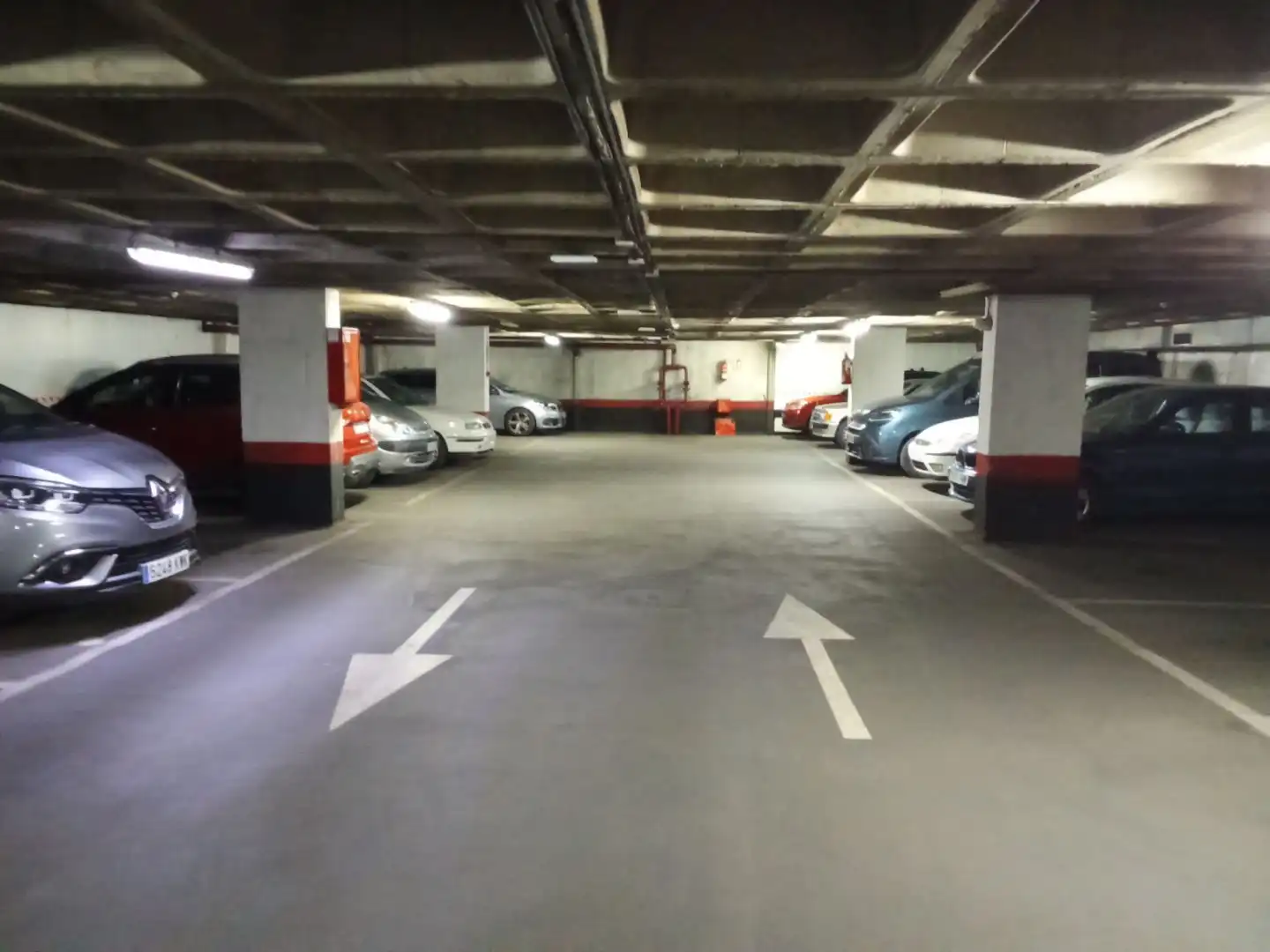 Parking de Garaje de alquiler en Alcobendas con Alarma