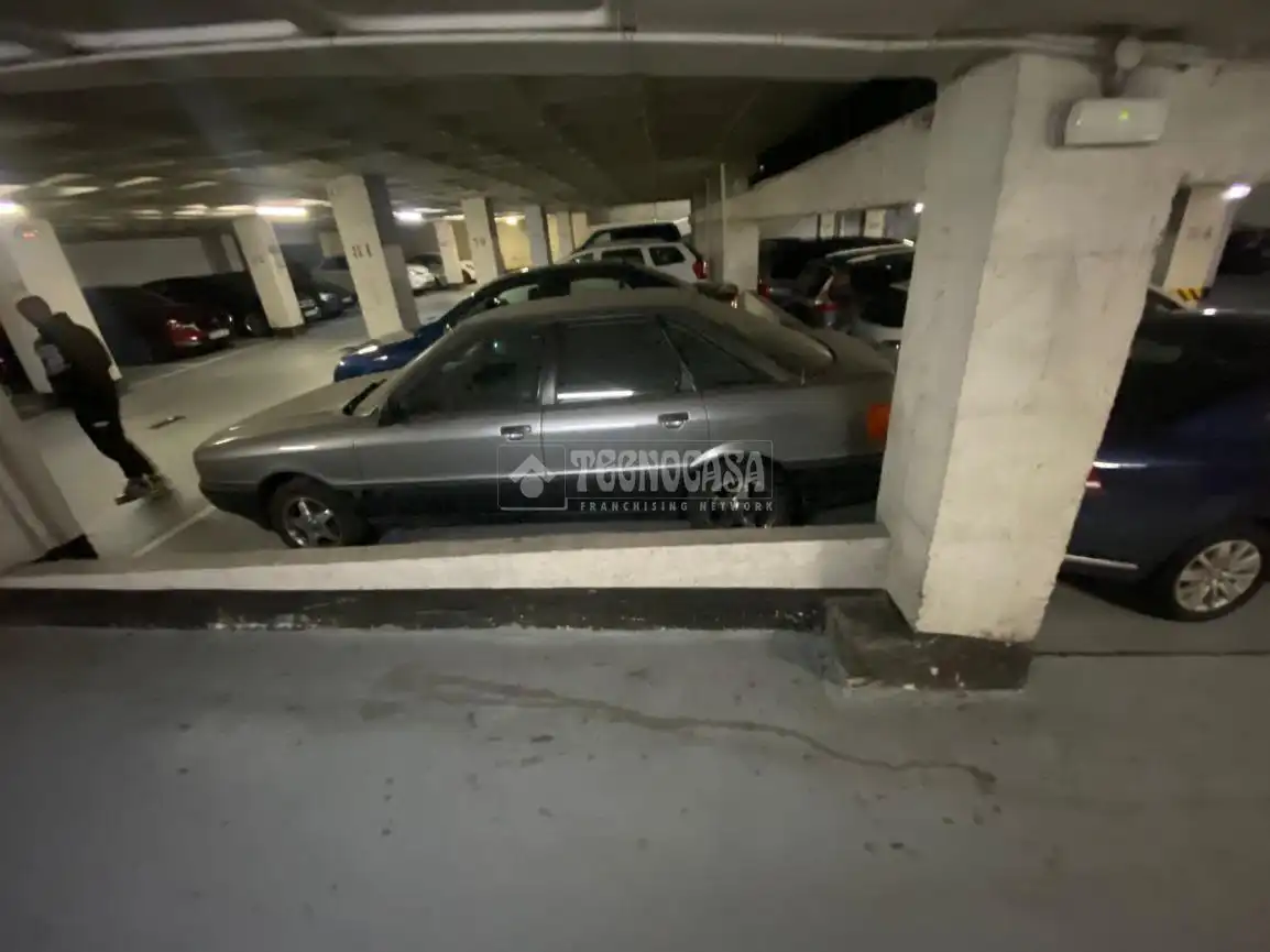 Parking de Piso en venta en Bilbao 