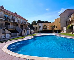 Piscina de Dúplex en venda en Cambrils amb Aire condicionat, Terrassa i Moblat