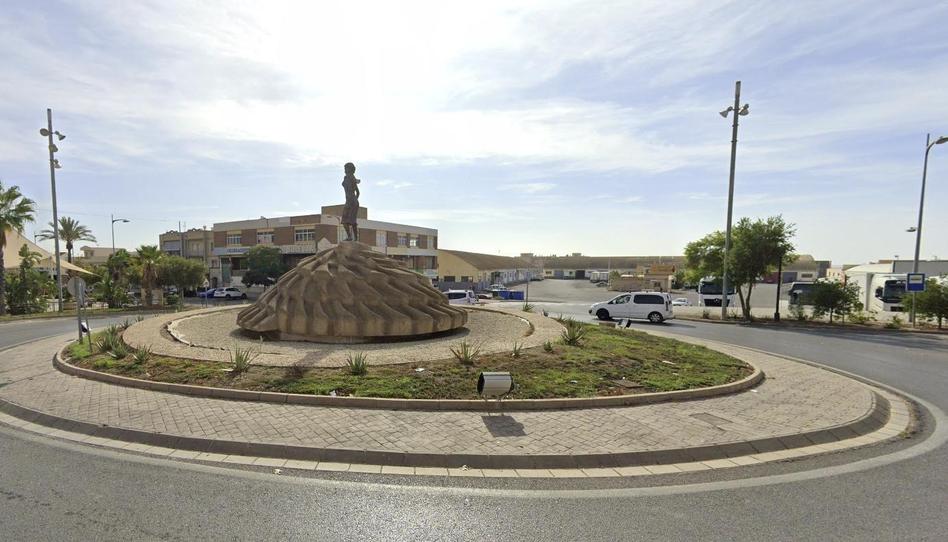 Foto 1 de Casa adosada en venta en La Gangosa, Almería