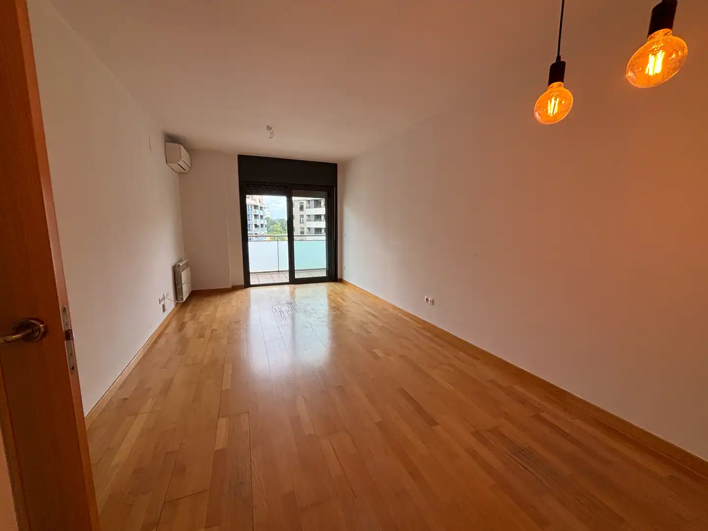 Flat for rent in Carrer del Pont de Suert, Cappont