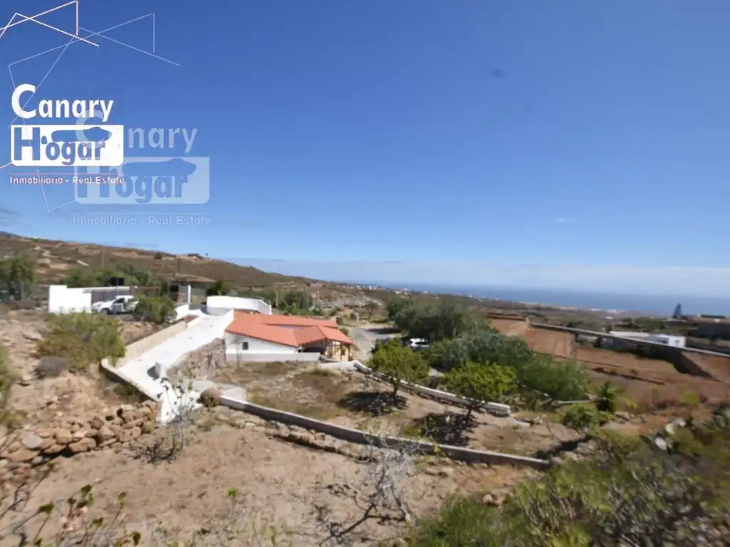 Houses for sale in Granadilla de Abona  with Air Conditioner