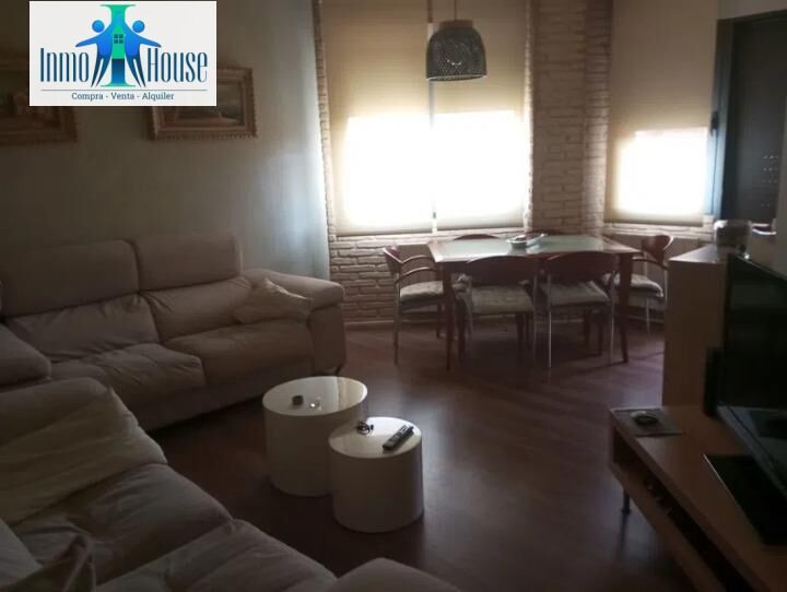 Piso en venta en El Pilar
