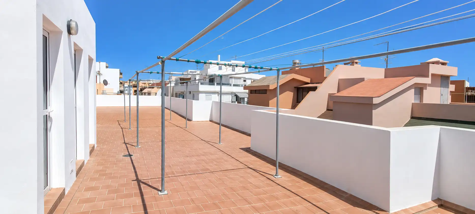 Terrassa de Estudi en venda en Granadilla de Abona amb Moblat, Rentadora i Microones