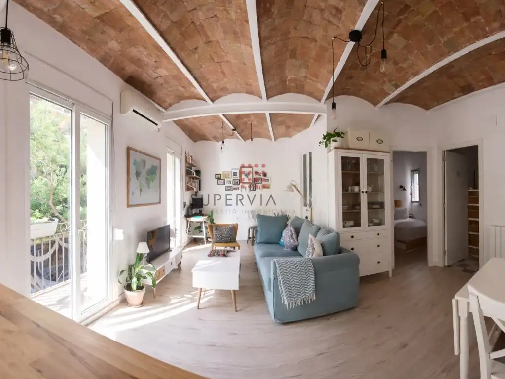 Living room of Flat for sale in  Barcelona Capital  with Air Conditioner and Balcony