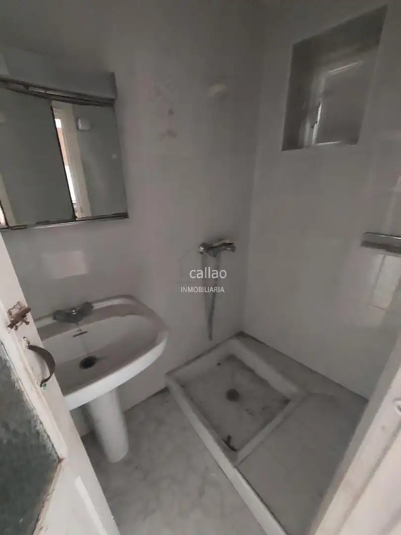 Bathroom of Houses for sale in Ferrol  with Private garden