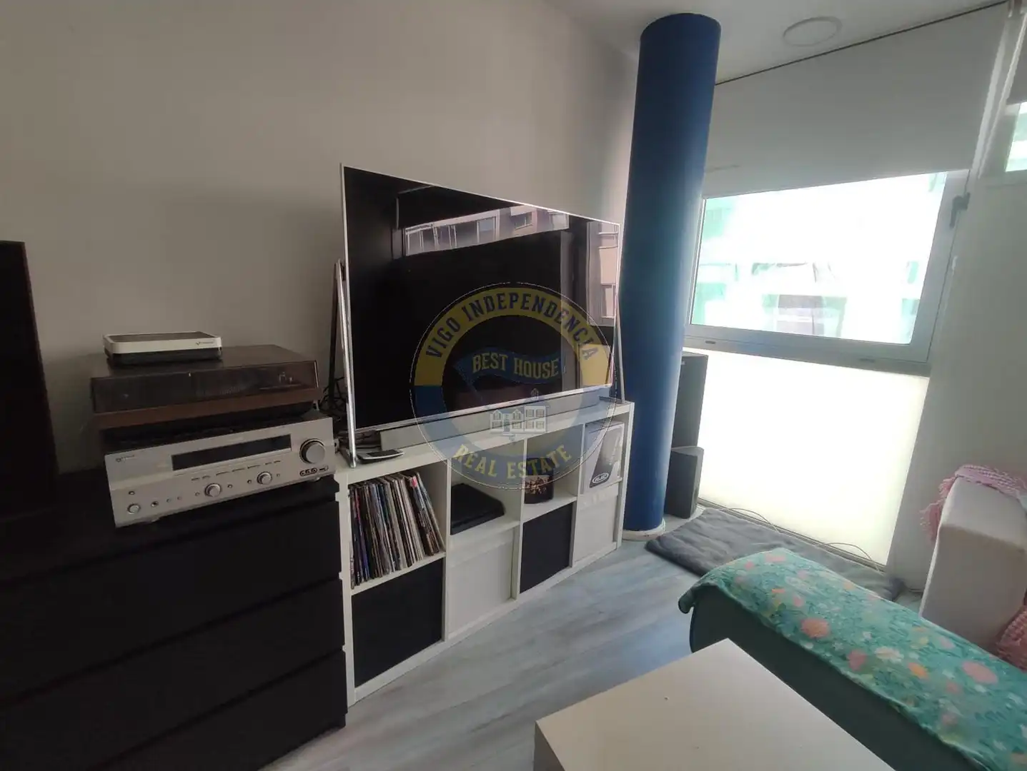 Living room of Apartments for sale in Vigo   with Heating and Storage room