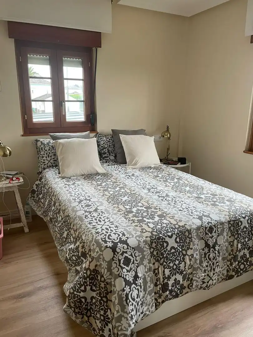 Habitación de Casa o chalet en venta en El Franco 