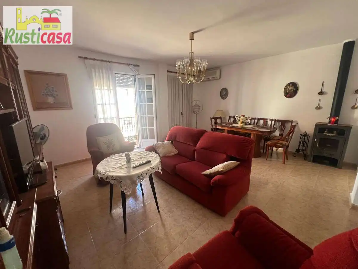 Sala de estar de Casa o chalet en venta en Baños de la Encina con Terraza, Amueblado y Balcón
