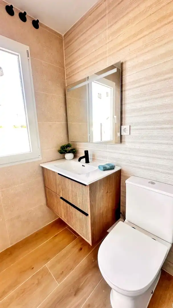 Bany de Casa o xalet en venda en El Verger amb Calefacció, Jardí privat i Terrassa