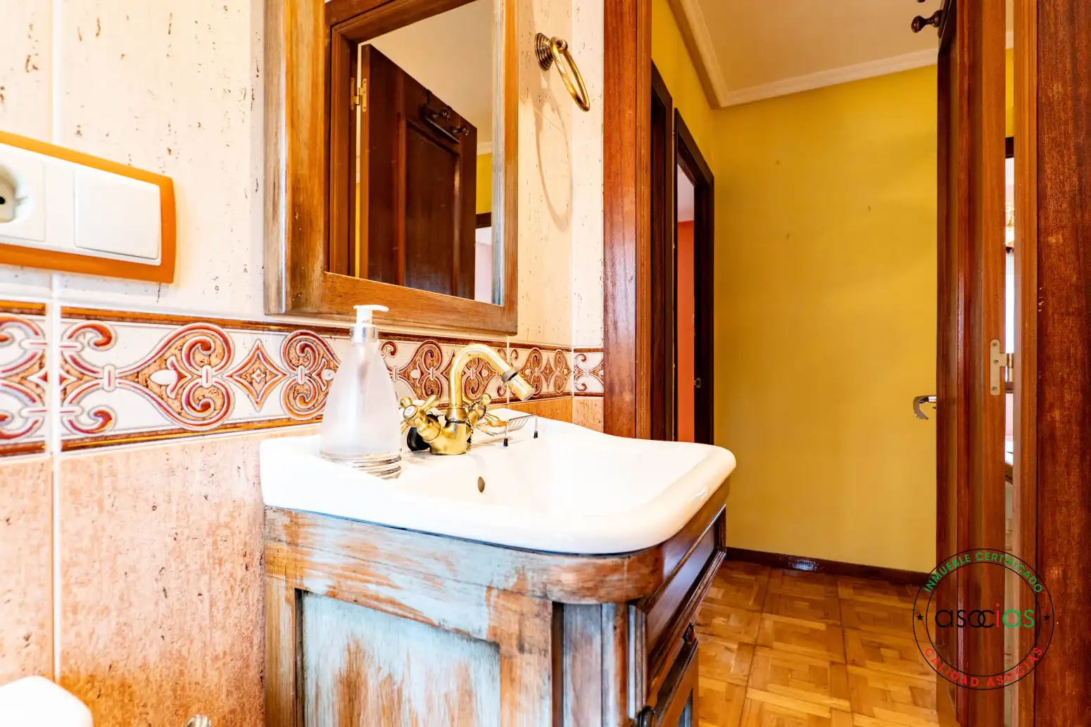 Bathroom of Houses for sale in Laviana  with Heating, Parquet flooring and Terrace