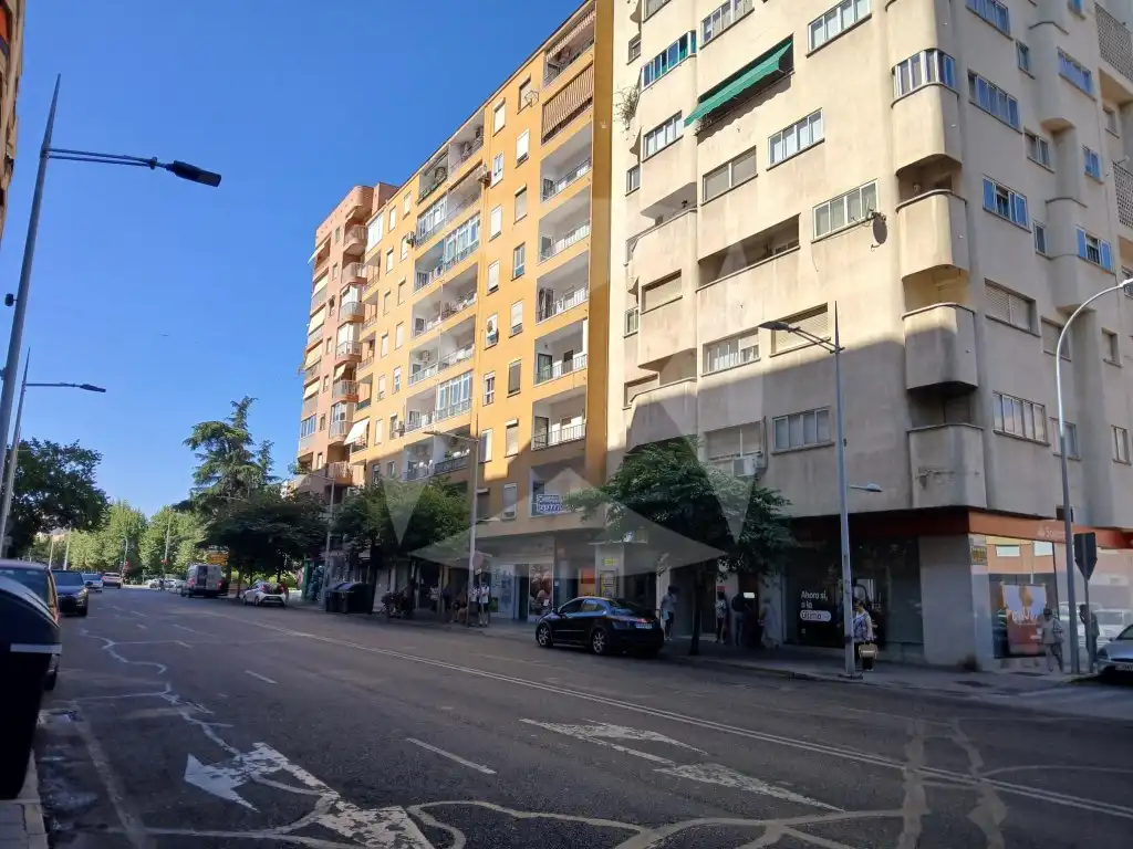 Piso de alquiler en Avenida Fernando Calzadilla, Santa Marina
