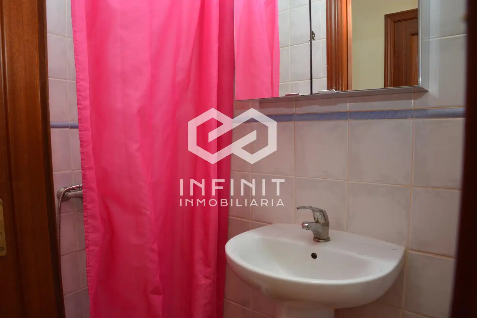 Baño de Casa o chalet en venta en Moratilla de los Meleros con Jardín privado y Trastero