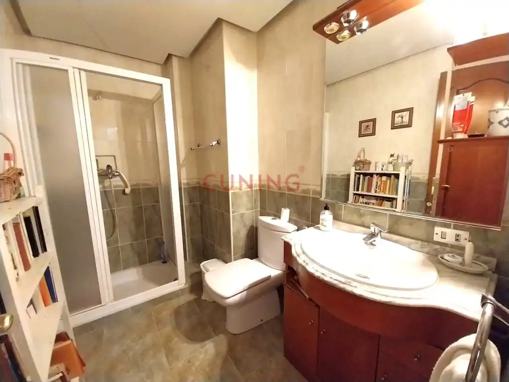 Baño de Ático en venta en Cáceres