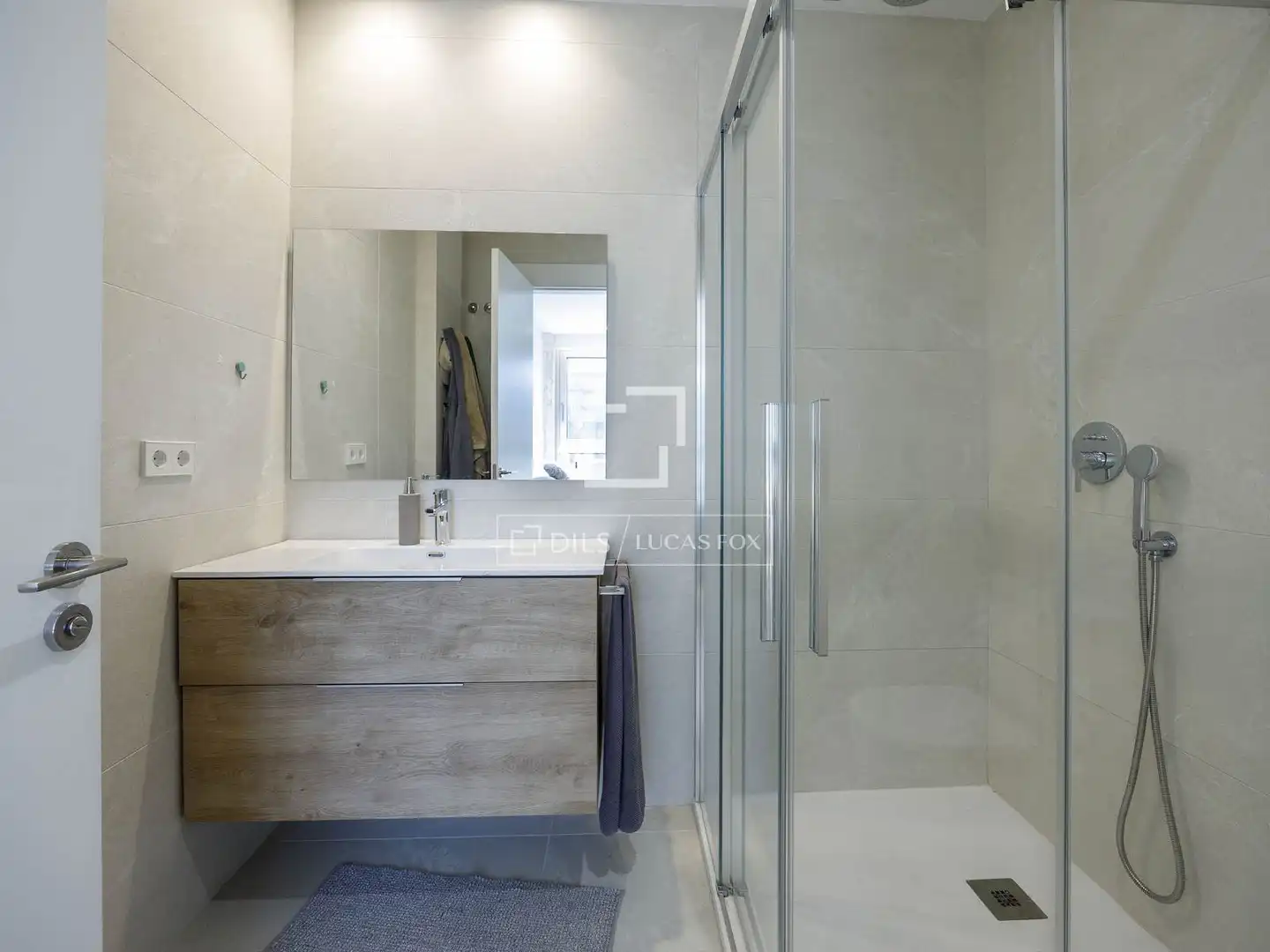 Baño de Casa o chalet en venta en Sagunto / Sagunt con Aire acondicionado, Calefacción y Jardín privado