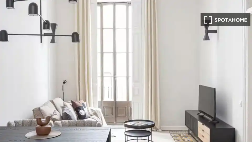 Fotografía del inmueble reportado: 2.400 €/mes — Barri Gòtic, Barcelona
