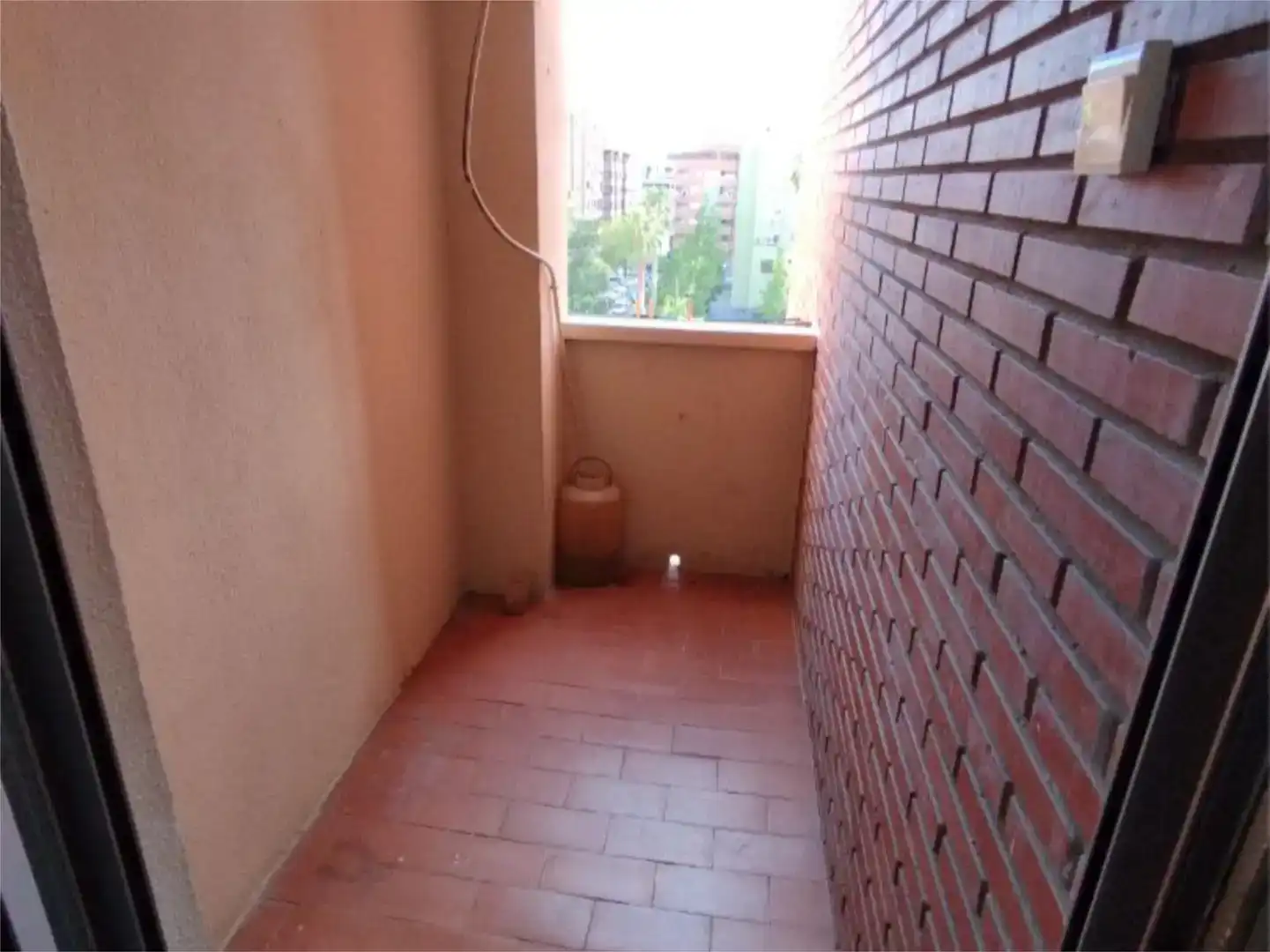 Terrasse von Wohnung zur Miete in  Valencia Capital mit Klimaanlage und Balkon